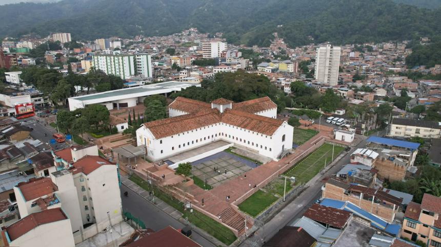 Toma aérea del Panópticp de Ibagué